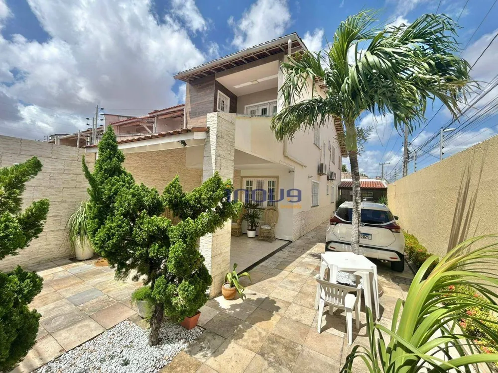 Casa, 4 quartos, 140 m² - Foto 1
