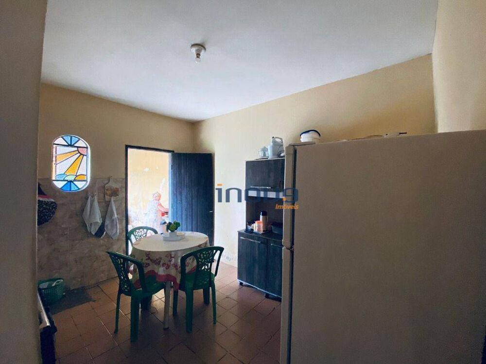 Casa à venda com 4 quartos, 150m² - Foto 7