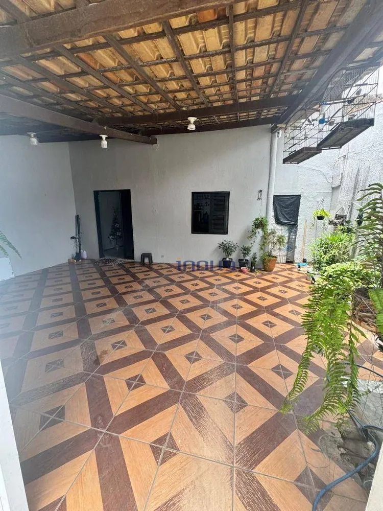 Casa, 4 quartos, 200 m² - Foto 2