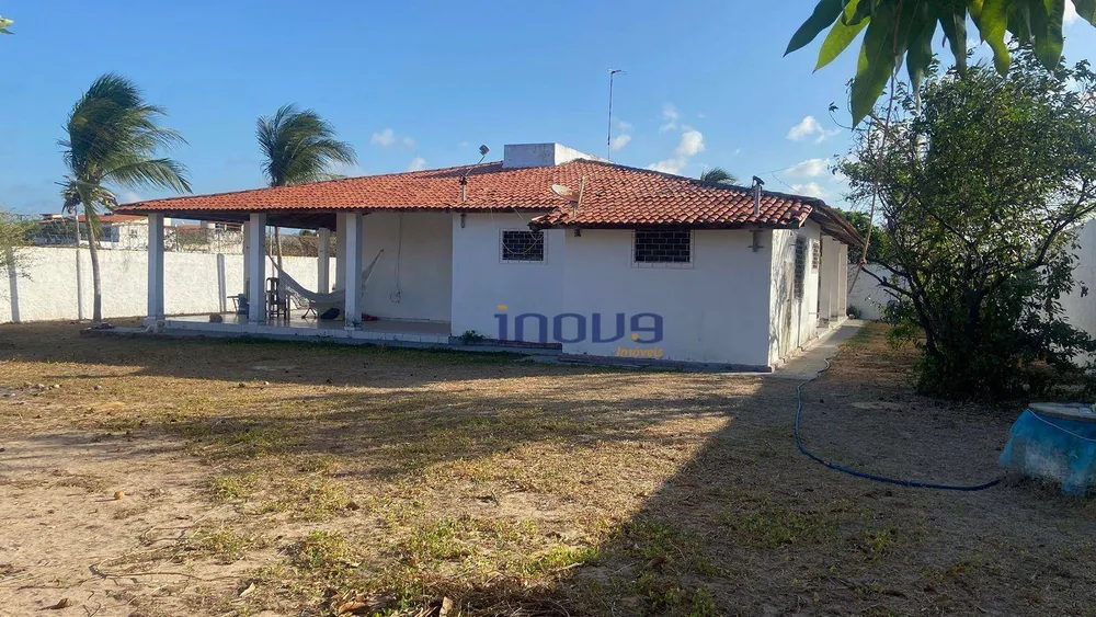 Chácara, 3 quartos, 281 m² - Foto 2