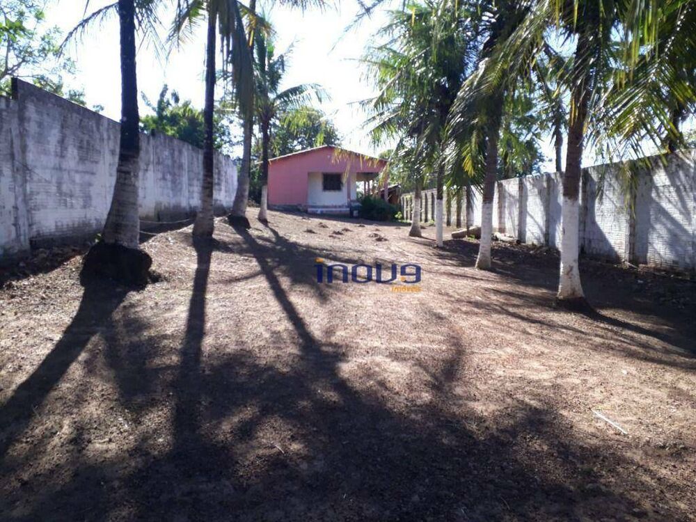 Chácara à venda com 2 quartos, 124m² - Foto 1