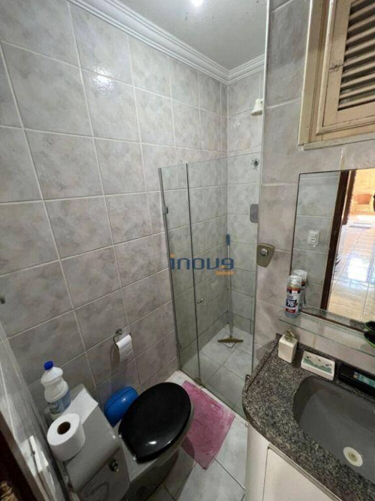 Casa à venda com 4 quartos, 160m² - Foto 4