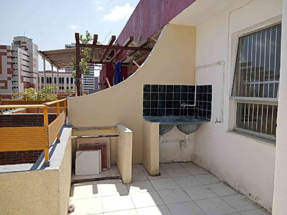 Cobertura à venda com 4 quartos, 250m² - Foto 2