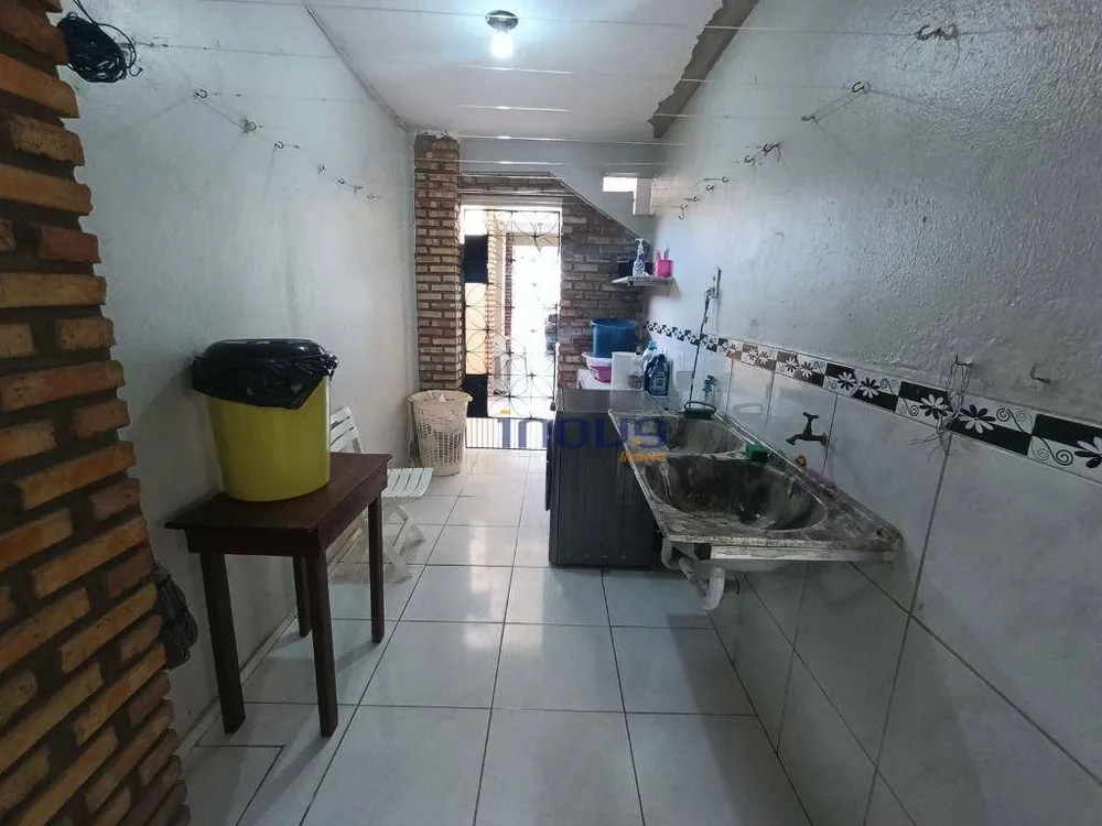 Casa, 4 quartos, 240 m² - Foto 16