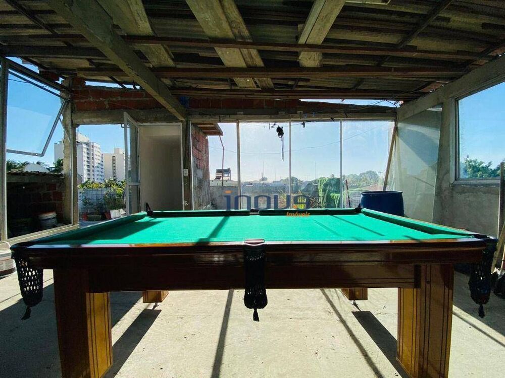 Casa, 5 quartos, 150 m² - Foto 1