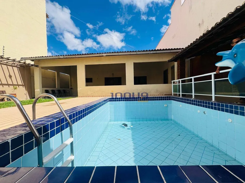 Casa, 3 quartos, 227 m² - Foto 1