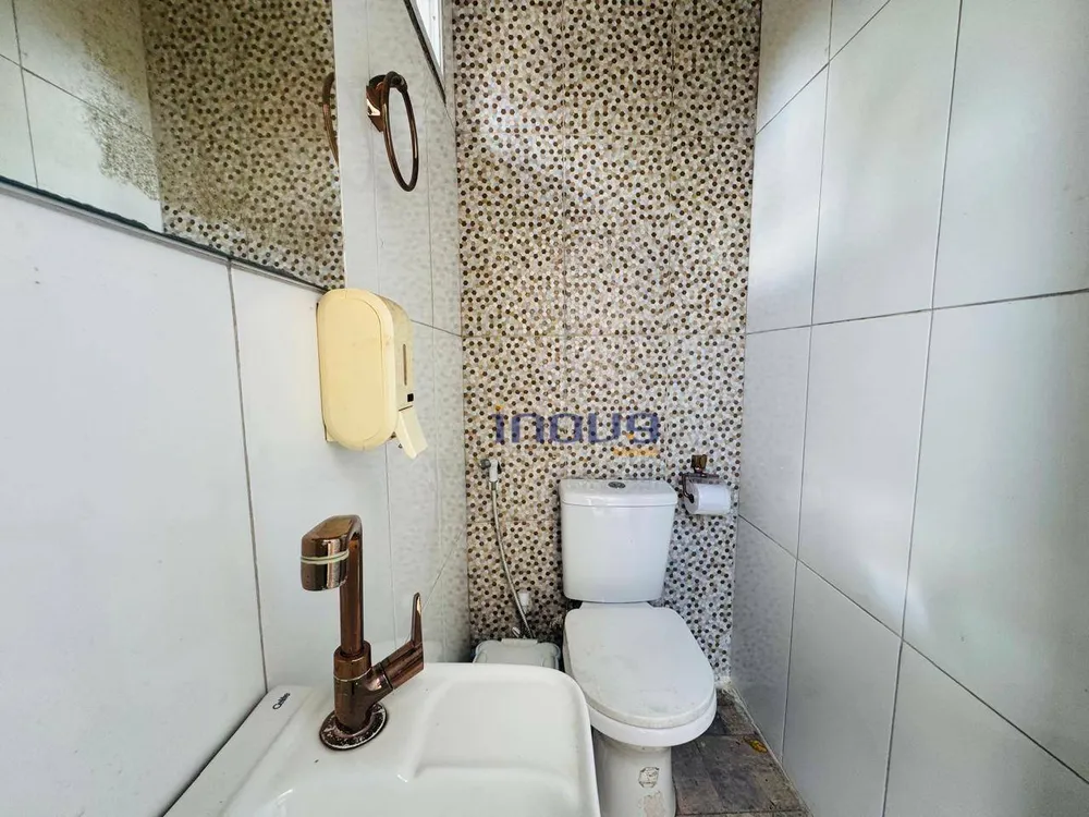 Casa, 3 quartos, 227 m² - Foto 2
