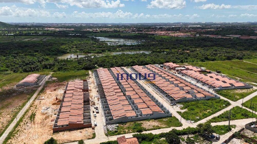 Casa à venda com 2 quartos, 84m² - Foto 3