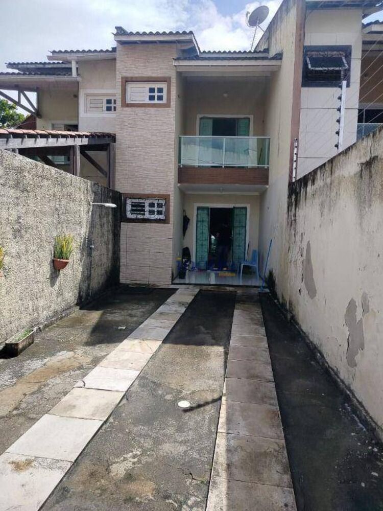 Casa, 3 quartos, 236 m² - Foto 1