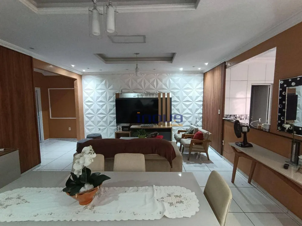 Casa, 2 quartos, 365 m² - Foto 2