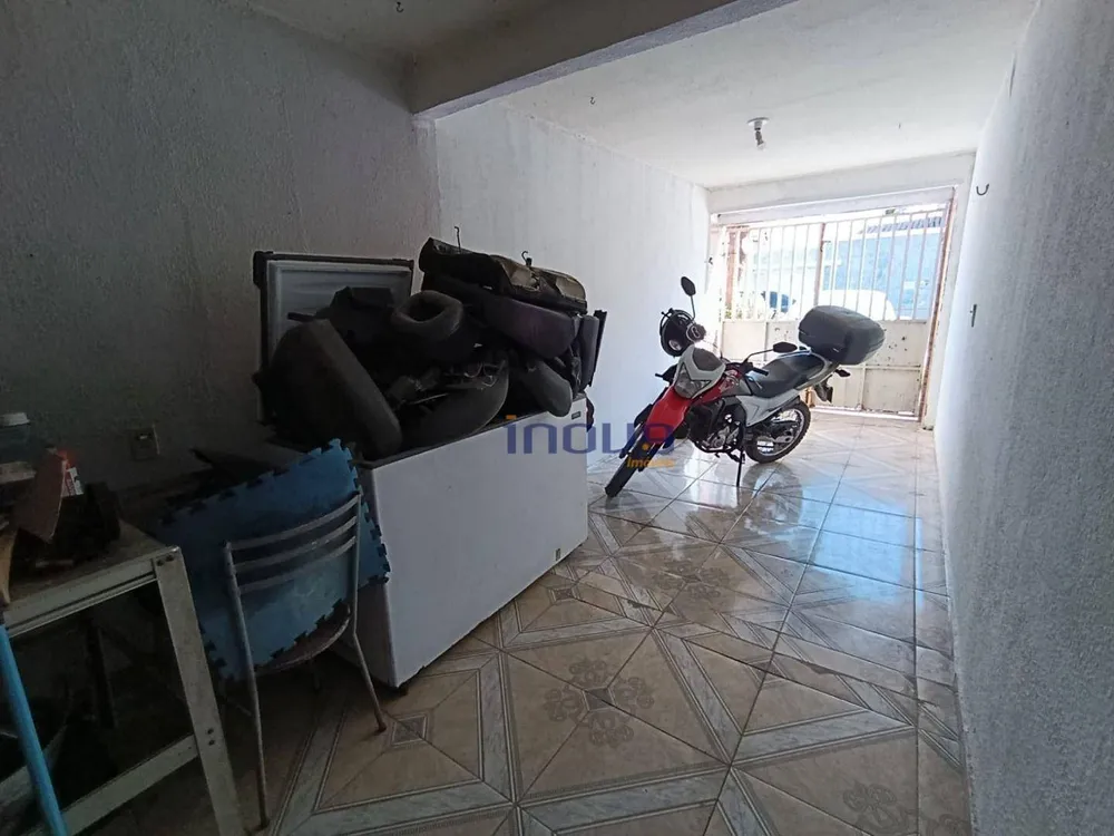 Casa, 6 quartos, 95 m² - Foto 1