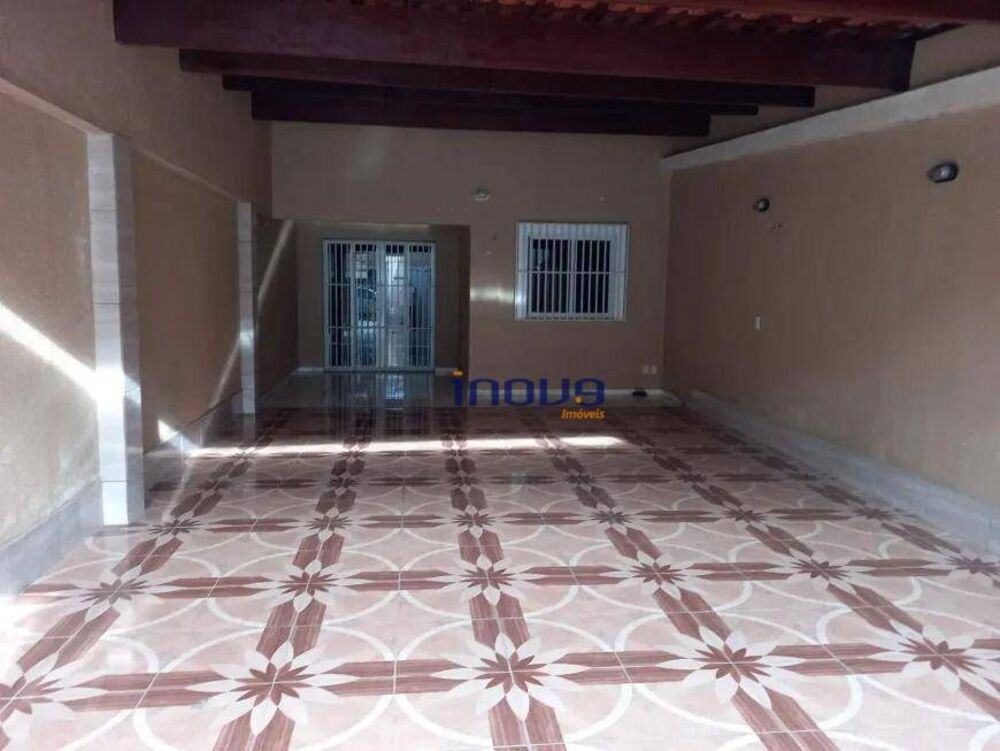 Casa à venda com 4 quartos, 84m² - Foto 2