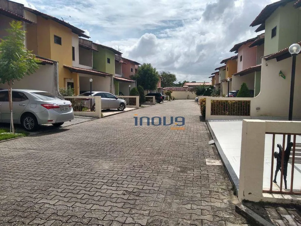Casa, 4 quartos, 118 m² - Foto 1