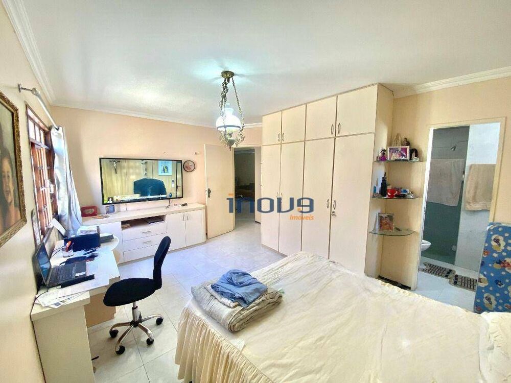 Casa, 8 quartos, 660 m² - Foto 22