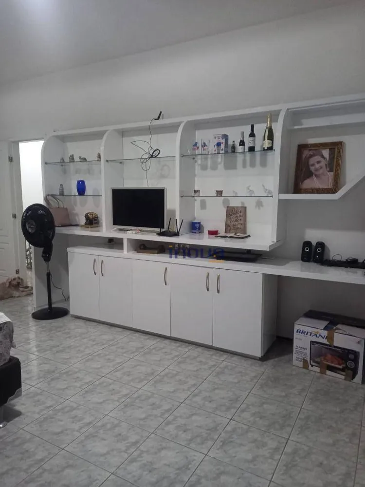 Casa, 5 quartos, 600 m² - Foto 1