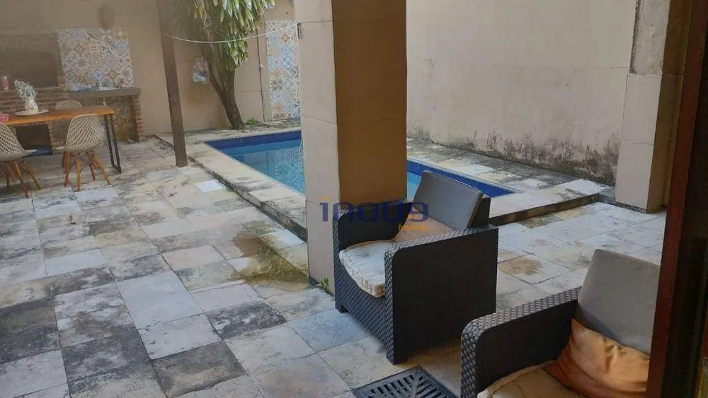 Casa, 3 quartos, 210 m² - Foto 11