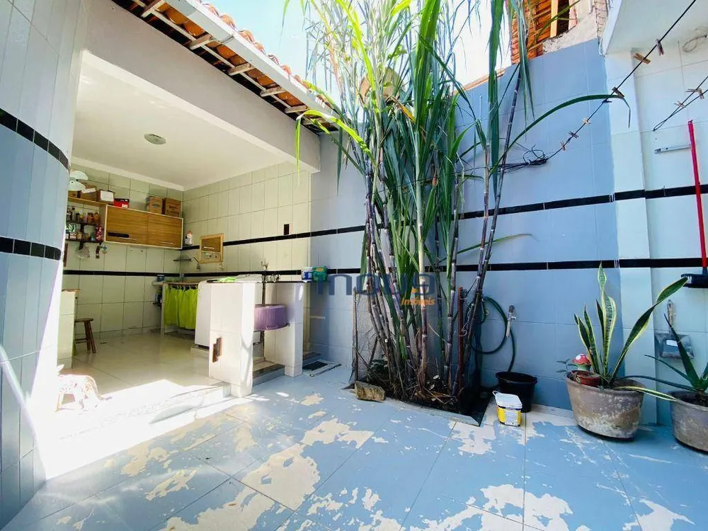 Casa, 3 quartos, 264 m² - Foto 10