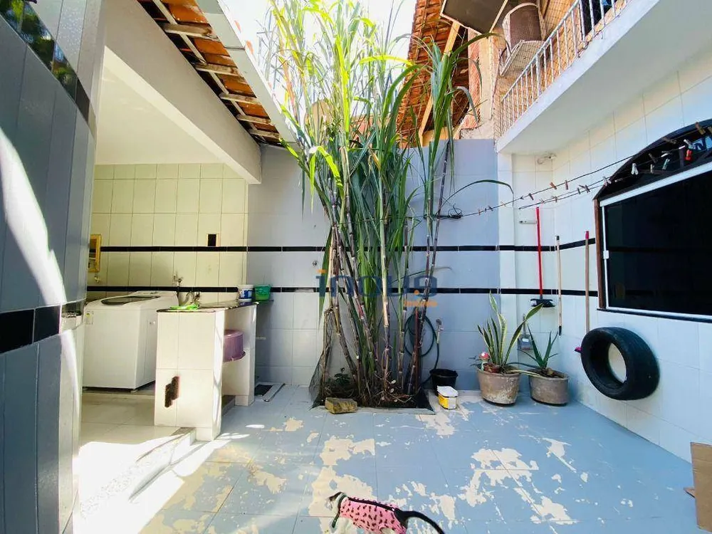 Casa, 3 quartos, 264 m² - Foto 11