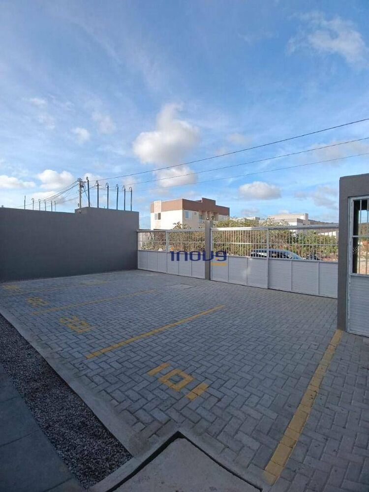 Apartamento à venda com 2 quartos, 55m² - Foto 11