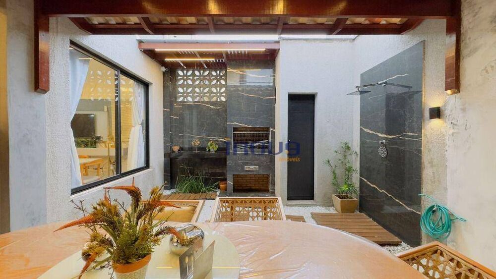 Casa, 5 quartos, 192 m² - Foto 4