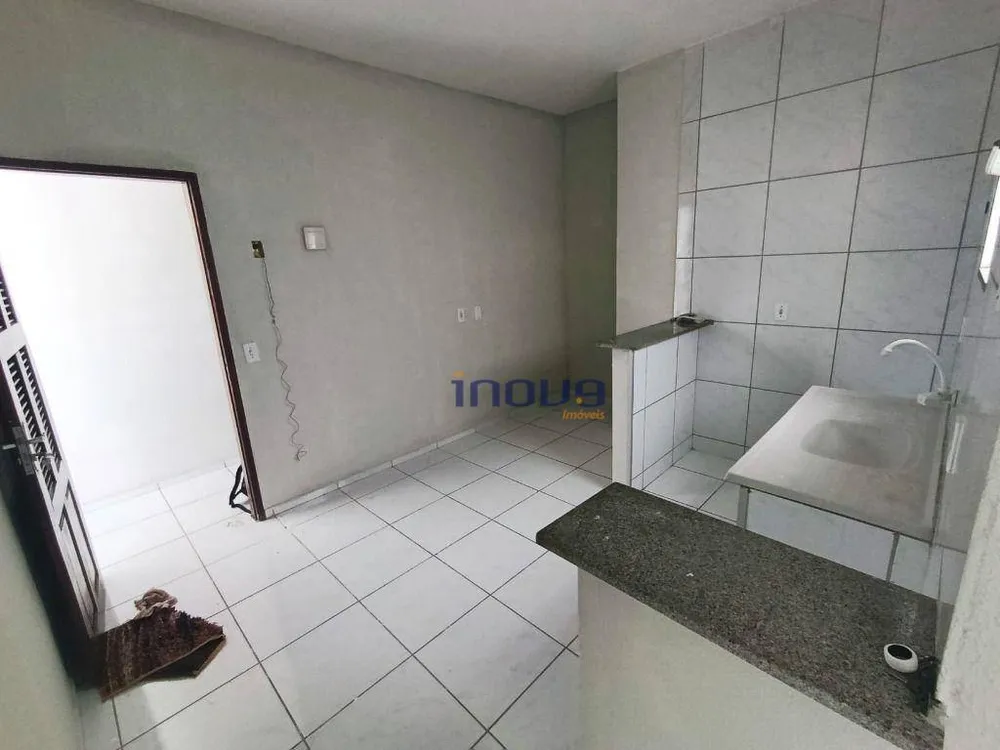 Casa, 8 quartos, 198 m² - Foto 3