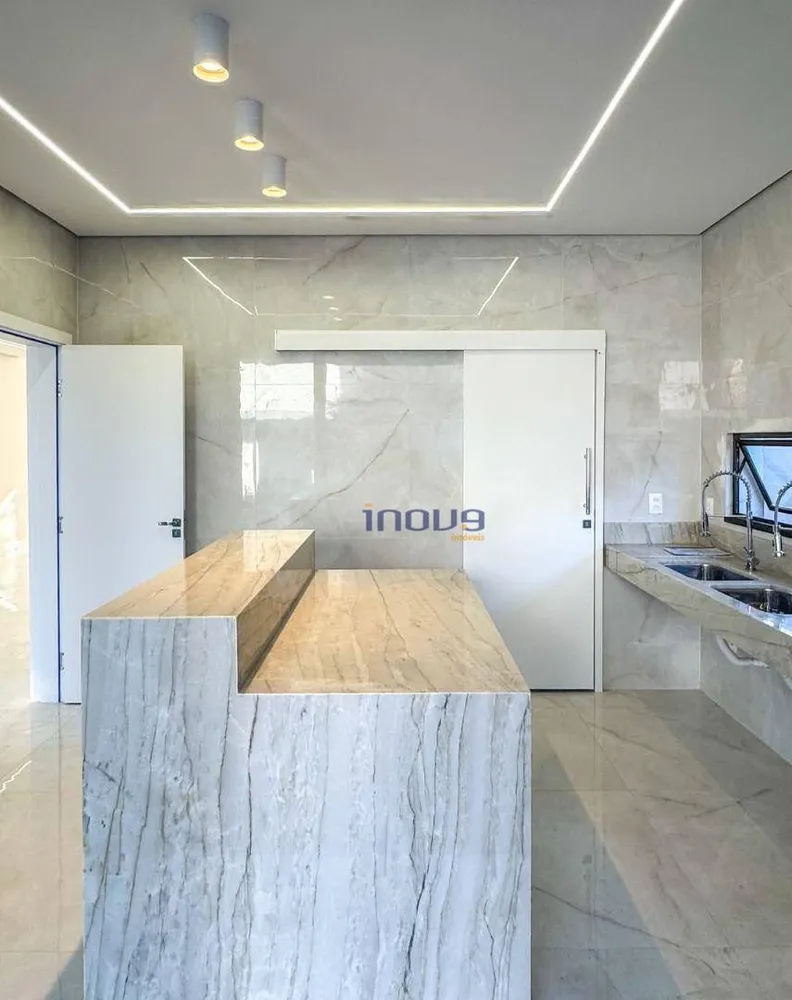 Casa, 4 quartos, 285 m² - Foto 9