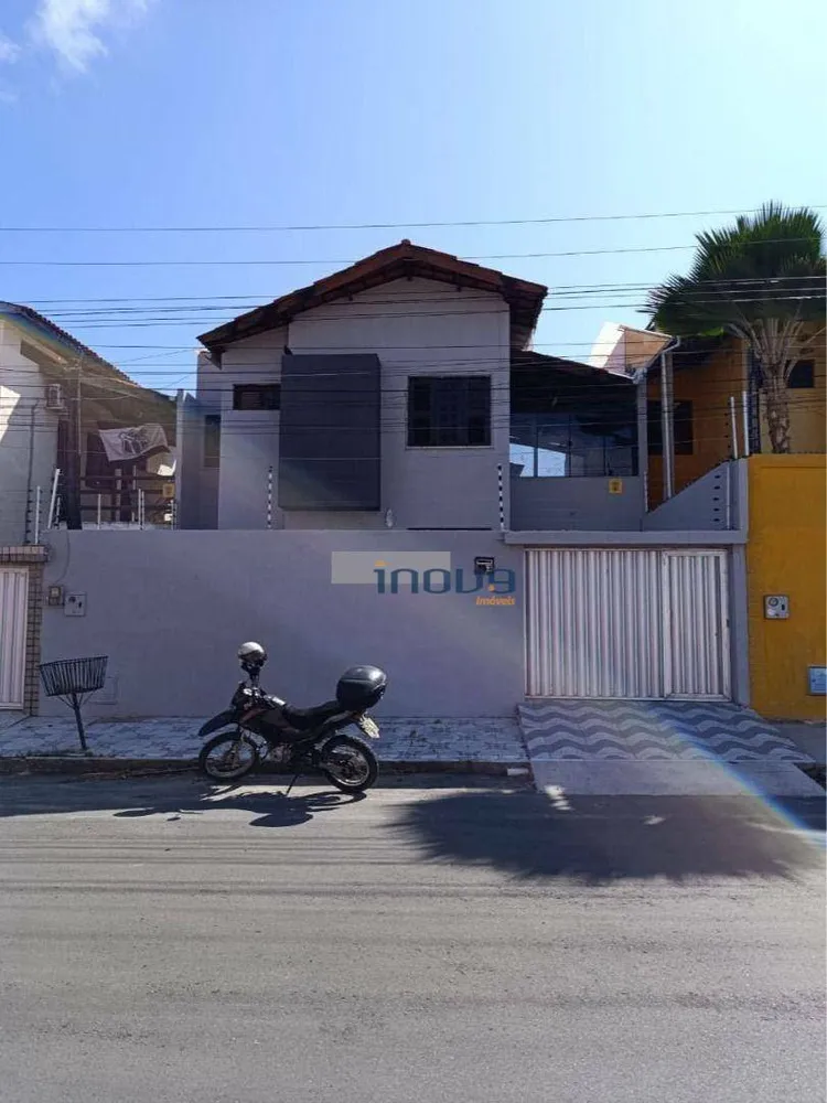 Casa, 3 quartos, 156 m² - Foto 2