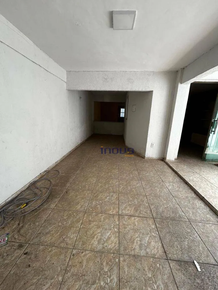 Casa, 3 quartos, 180 m² - Foto 1
