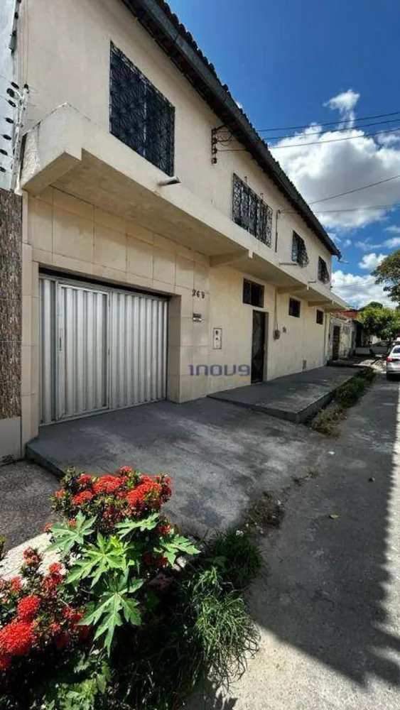 Casa, 3 quartos, 570 m² - Foto 1