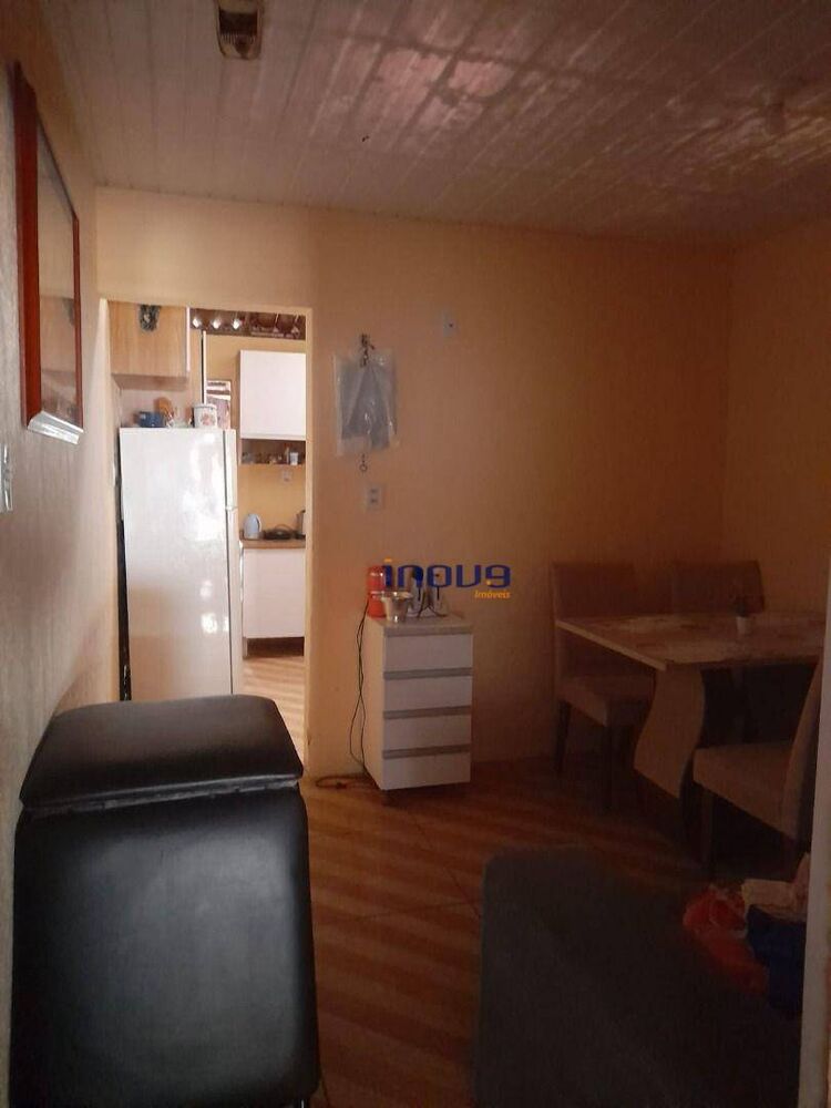 Casa à venda com 2 quartos, 200m² - Foto 4