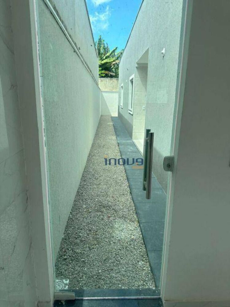 Casa à venda com 3 quartos, 192M2 - Foto 2