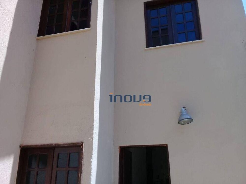 Casa à venda com 3 quartos, 1552m² - Foto 3
