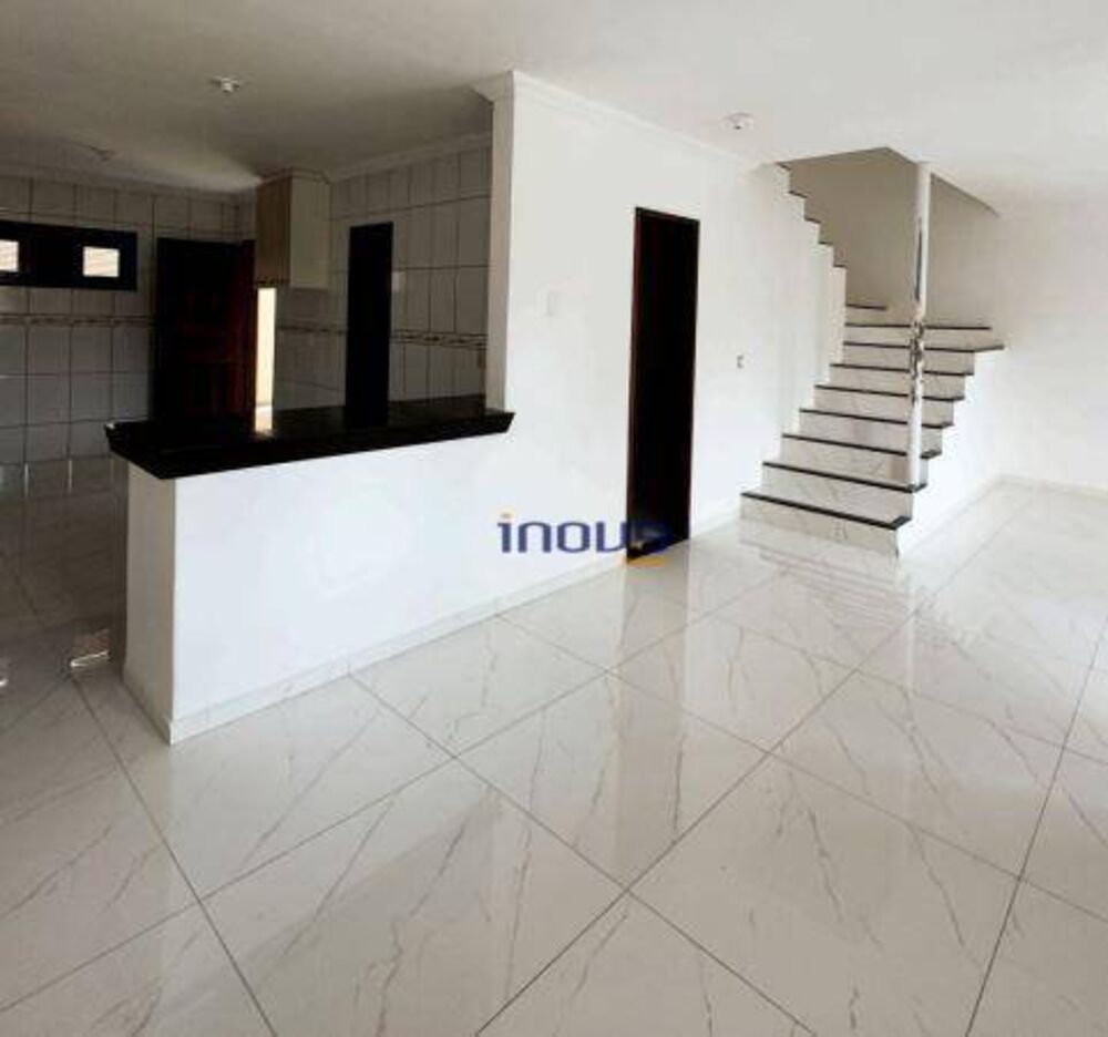 Casa, 3 quartos, 270 m² - Foto 4