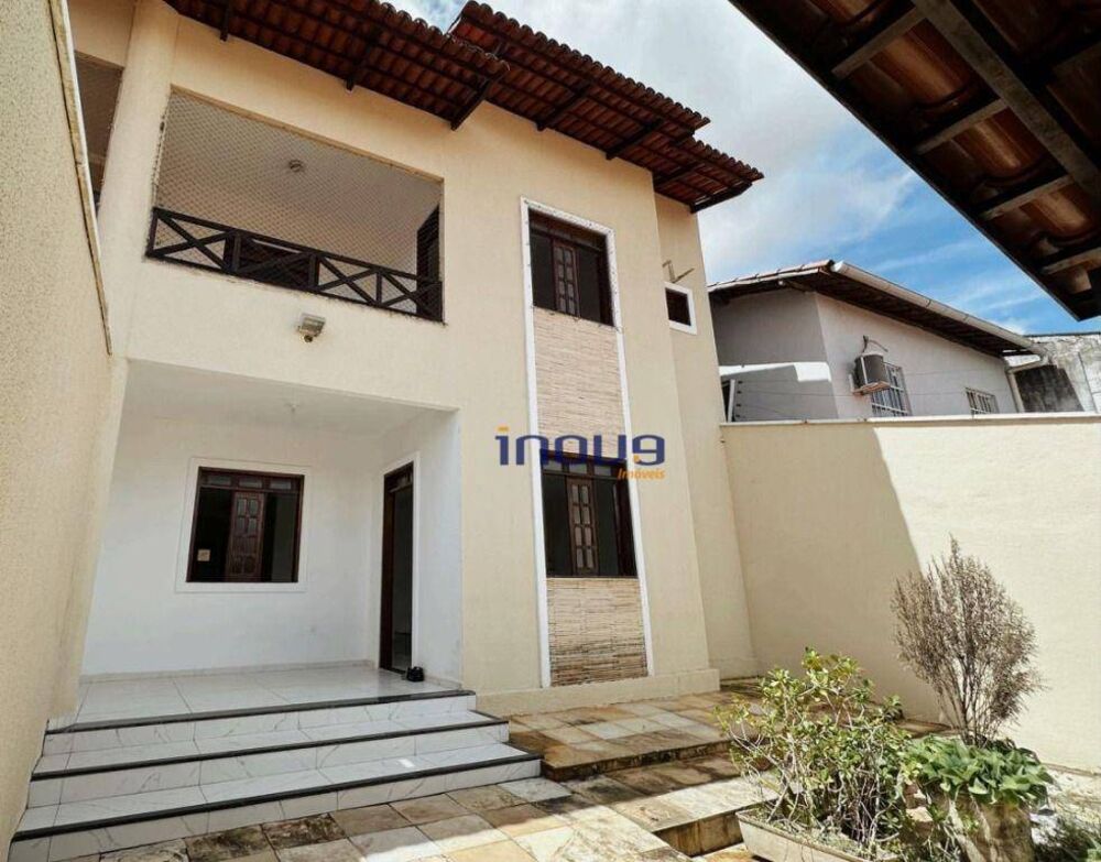 Casa, 3 quartos, 270 m² - Foto 1