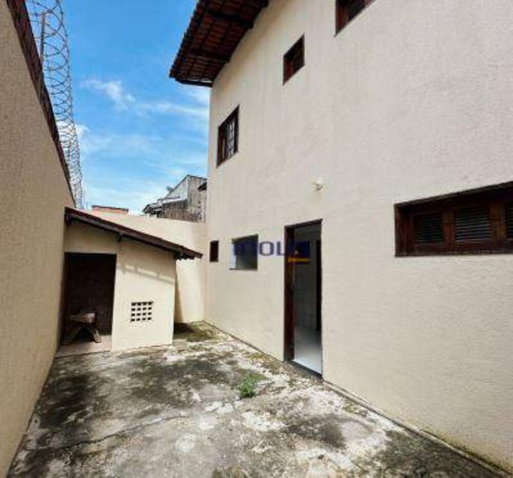 Casa, 3 quartos, 270 m² - Foto 3
