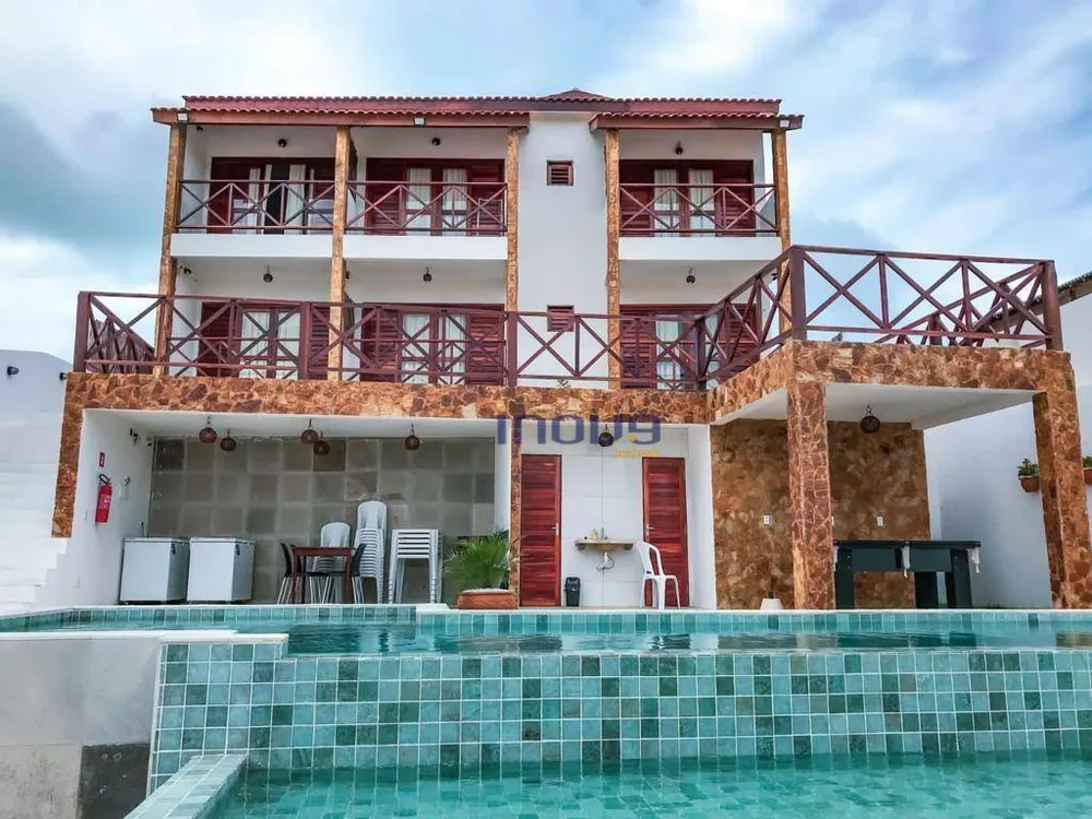 Apartamento, 20 quartos, 2720 m² - Foto 1