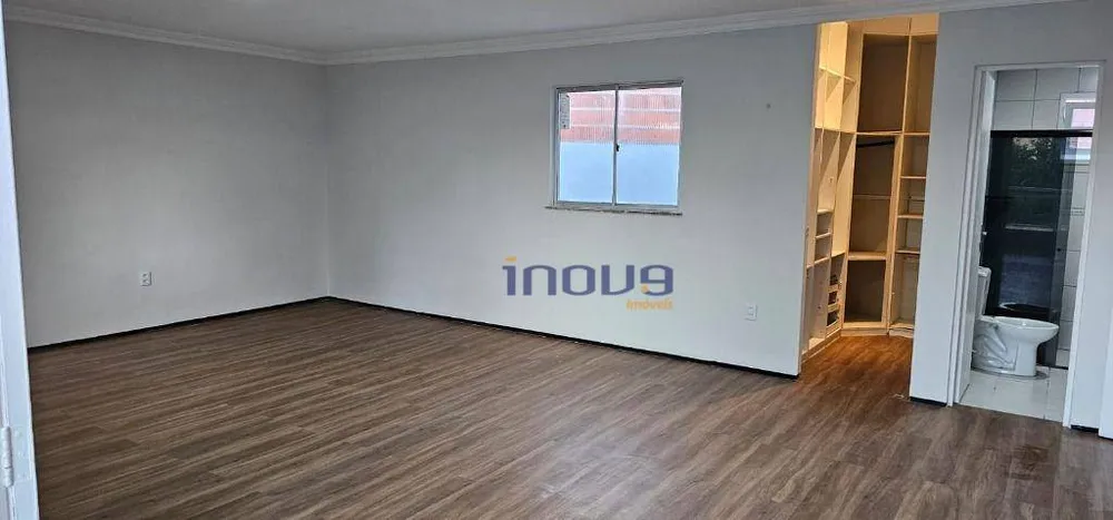 Casa, 5 quartos, 143 m² - Foto 3
