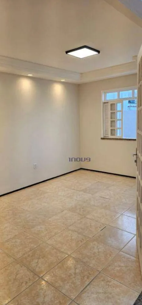 Casa, 5 quartos, 143 m² - Foto 1
