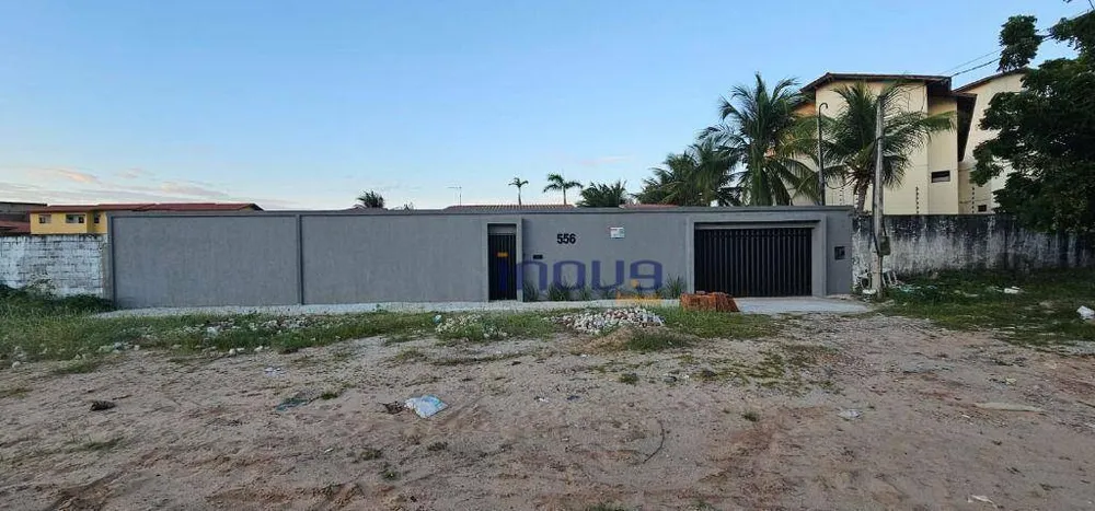 Casa, 3 quartos, 242 m² - Foto 1