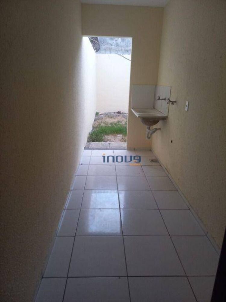 Casa à venda com 3 quartos, 148m² - Foto 3