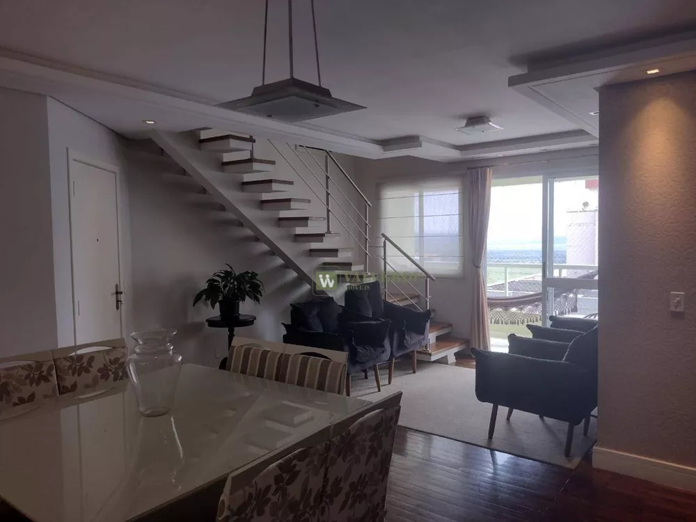 Cobertura, 5 quartos, 255 m² - Foto 1