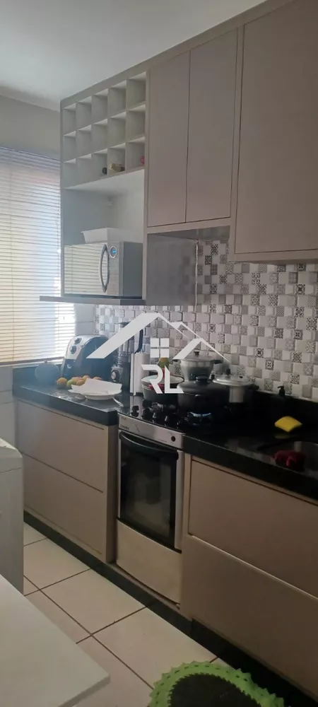 Apartamento à venda com 2 quartos, 56125m² - Foto 1