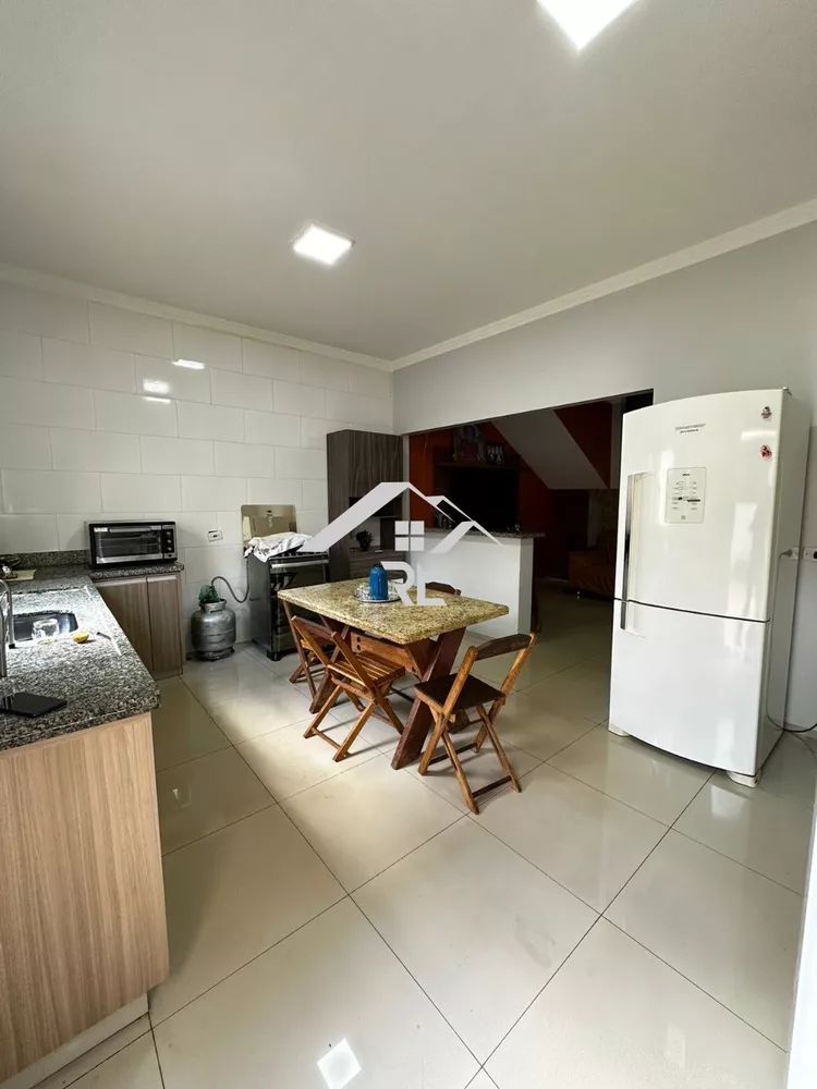 Casa à venda com 3 quartos - Foto 4