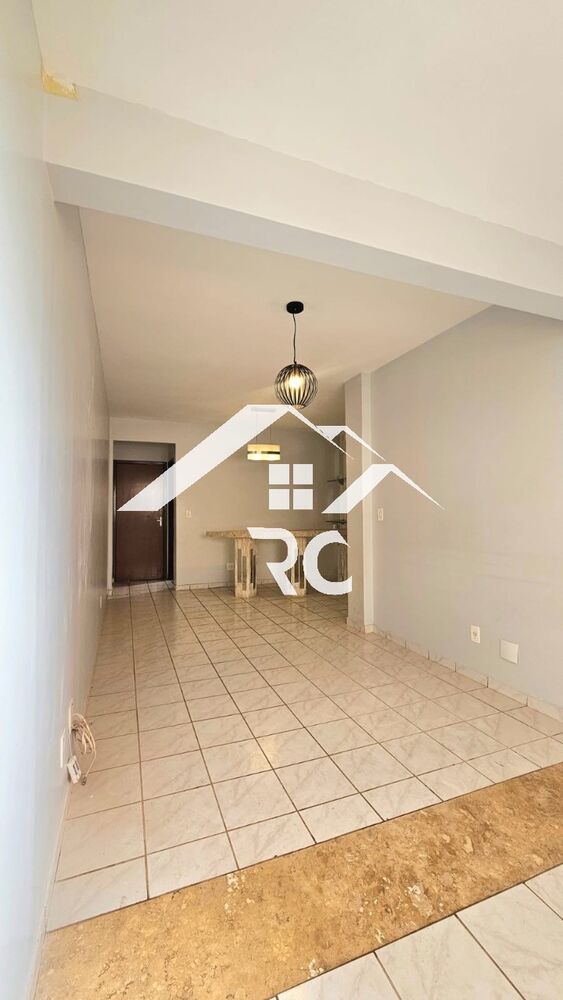 Apartamento à venda com 3 quartos, 85m² - Foto 1