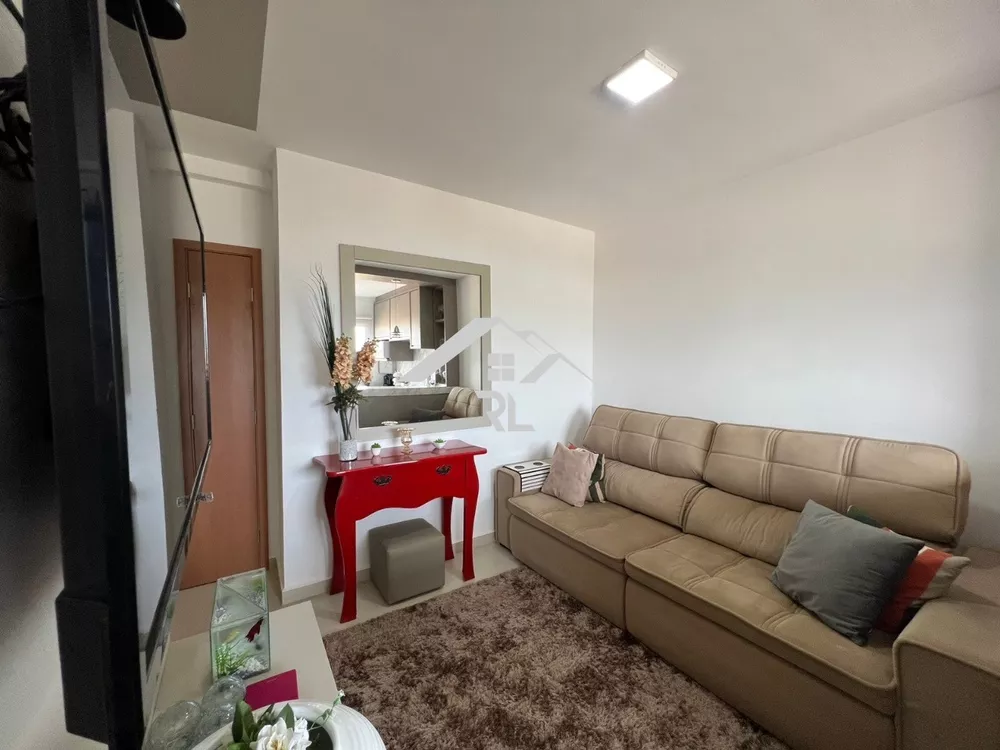 Apartamento à venda com 2 quartos, 58m² - Foto 2