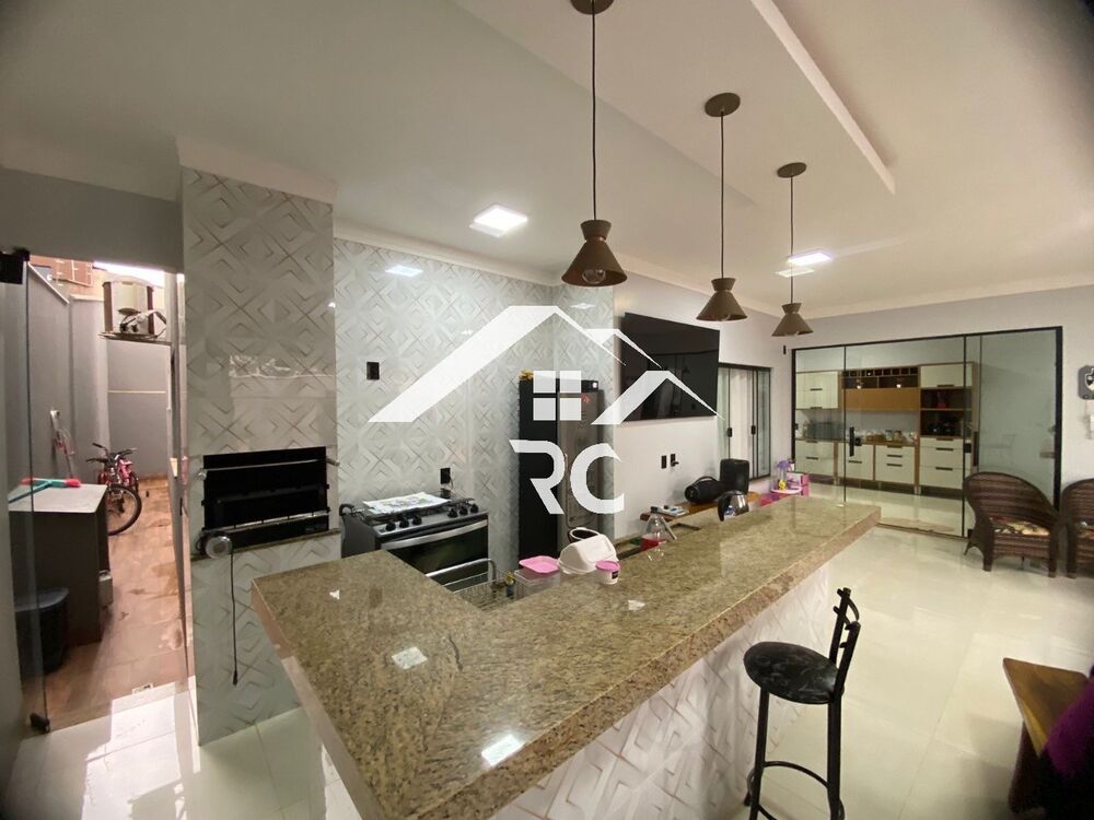 Casa, 4 quartos - Foto 1