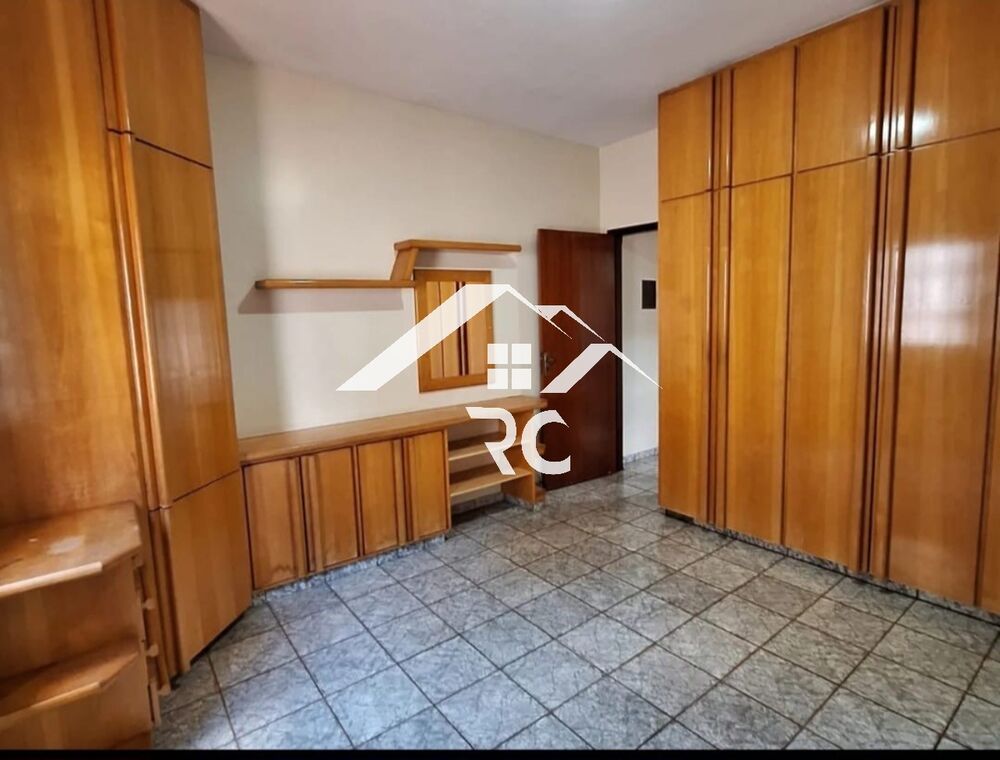 Casa à venda com 3 quartos - Foto 4