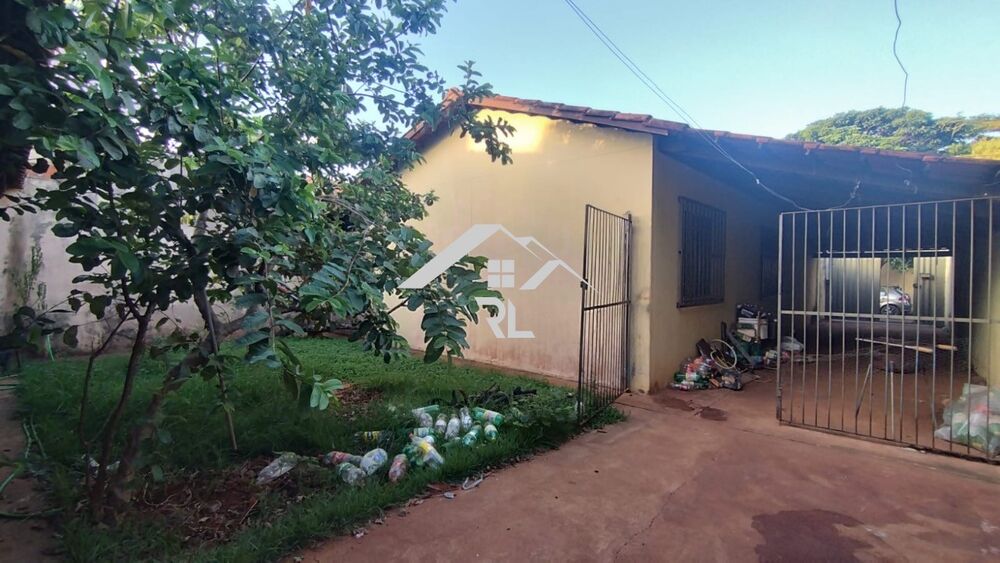 Casa, 2 quartos, 250 m² - Foto 1
