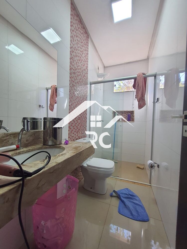 Casa à venda com 3 quartos, 300m² - Foto 4