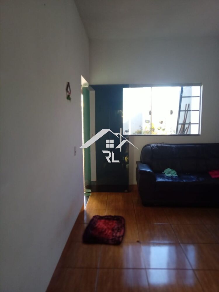 Casa à venda com 2 quartos - Foto 1